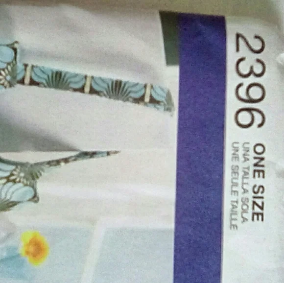 Simplicity 2396 Tote bags in 2 styles with 2 variations - Picture 2 of 4